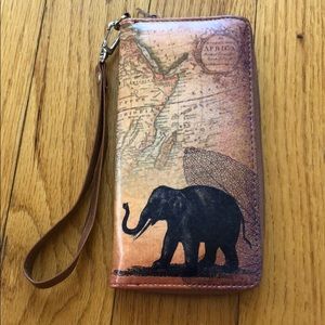 Fashion wallet/wristlet with elephant print 🐘